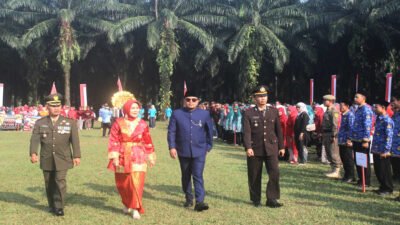 BOGOR, NovaFakta.com – Upacara peringatan Hari Ulang Tahun (HUT) ke-81 Republik Indonesia tingkat Kecamatan Rancabungur, Kabupaten Bogor, berlangsung khidmat di Lapangan PTPN, Desa Cimulang, Senin (17/8/2026).