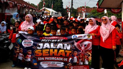 BOGOR, NovaFakta.com – Semarak peringatan Hari Ulang Tahun (HUT) ke-81 Republik Indonesia terasa meriah di lingkungan SDN Pasirgaok 05, Kecamatan Rancabungur, Kabupaten Bogor. Sebanyak 282 siswa mengikuti kegiatan jalan sehat yang digelar sekolah pada Rabu (19/8/2026).